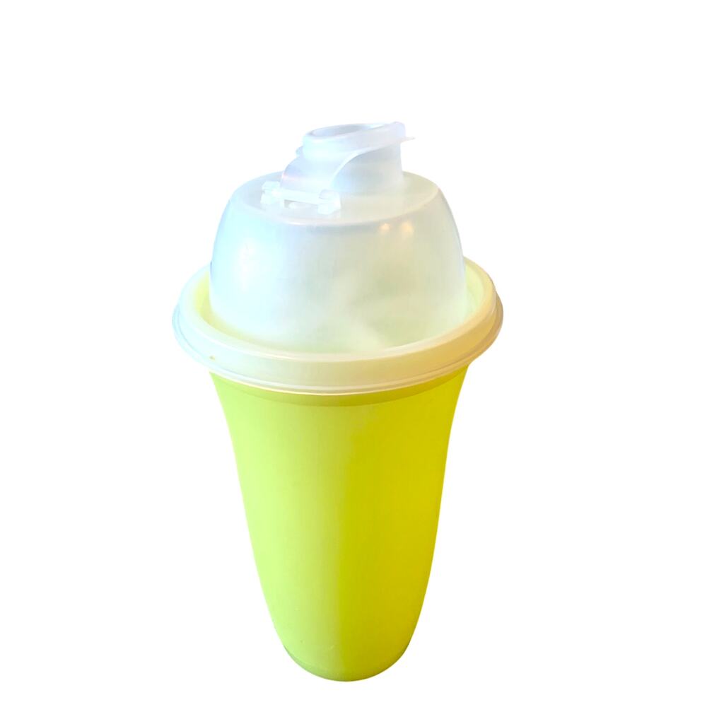 Vintage Tupperware #844-25 Quick Shake Blender Mixer Yellow